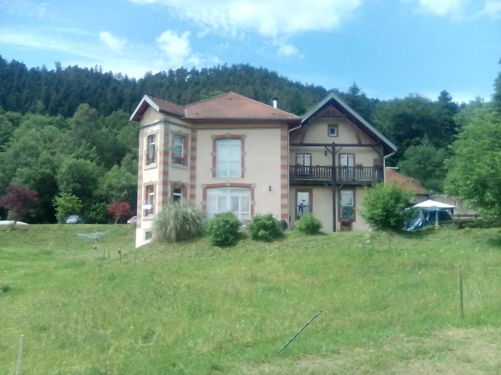 Bed and Breakfast Les Accacias Moyenmoutier Exterior foto
